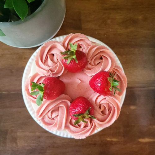 Strawberry Cake