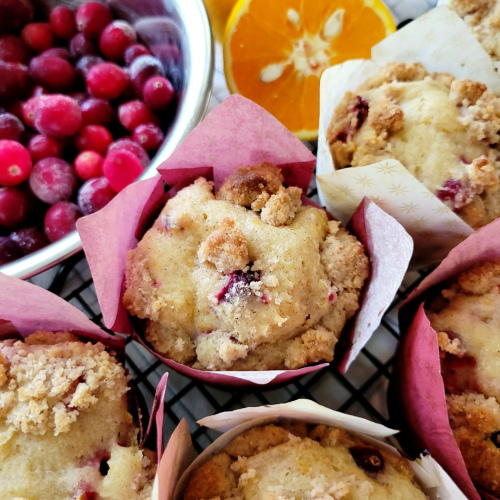 Cranberry Orange Crumble Muffins